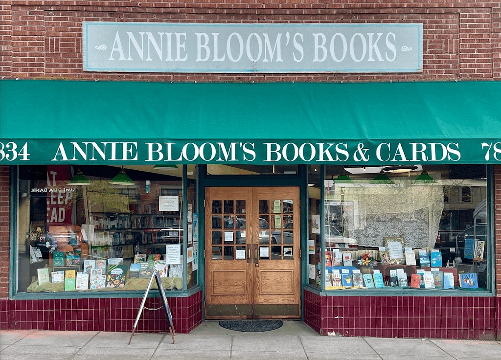 Annie Bloom's Books